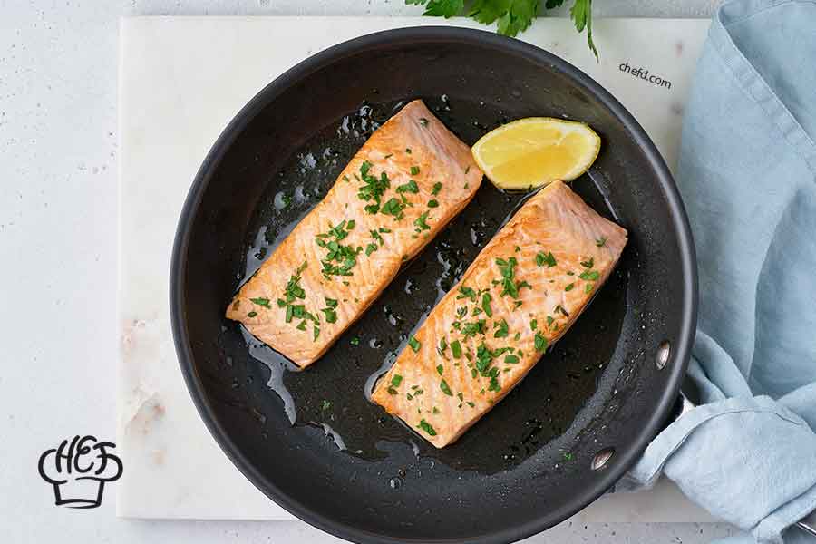 what does salmon taste like - fried salmon