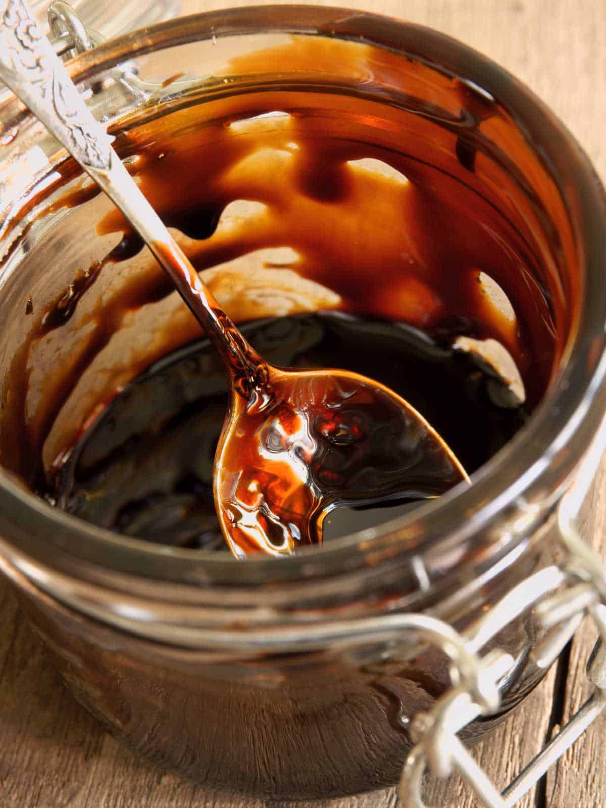 Best Molasses Substitutes for Your Recipes