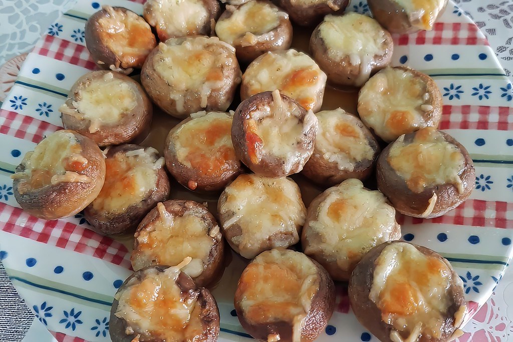 Spinach and Feta Stuffed Mushrooms